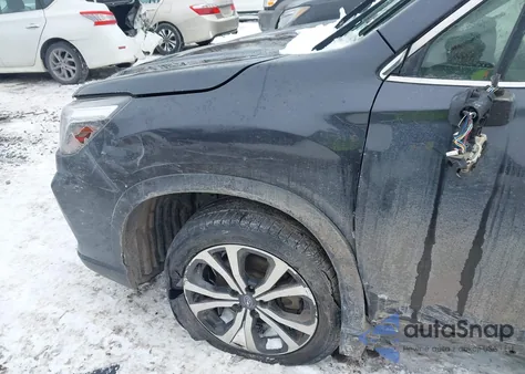 2019 Subaru Forester Limited из США, поврежденный, VIN JF2SKAUC8KH536133